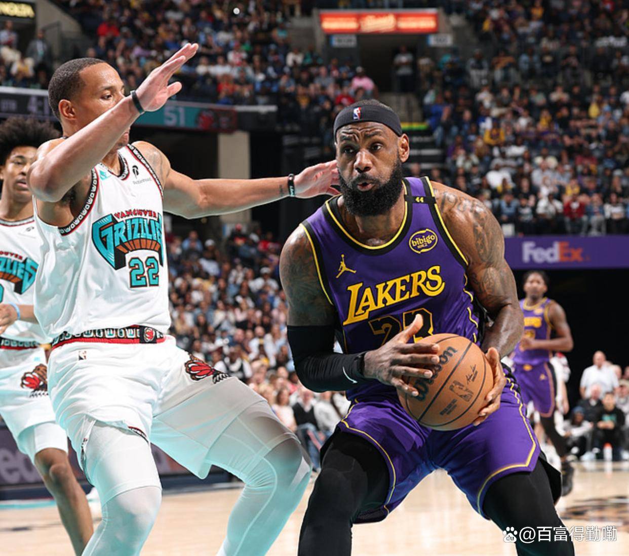 九游体育-德罗巴巅峰对决，东契奇与50激战老鹰分钟，爆冷胜负难料！-九游体育