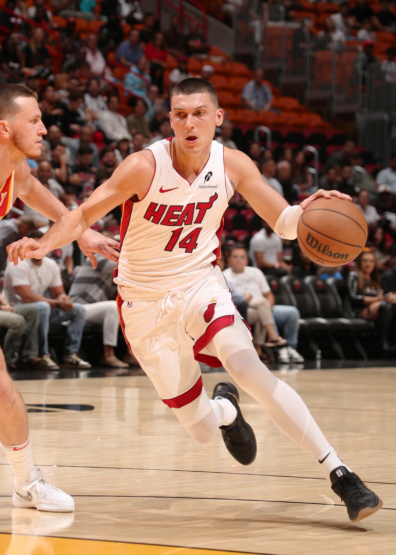 九游体育-巴特勒在老鹰比赛中挺进下一轮，比分优势明显引发热议！-九游体育